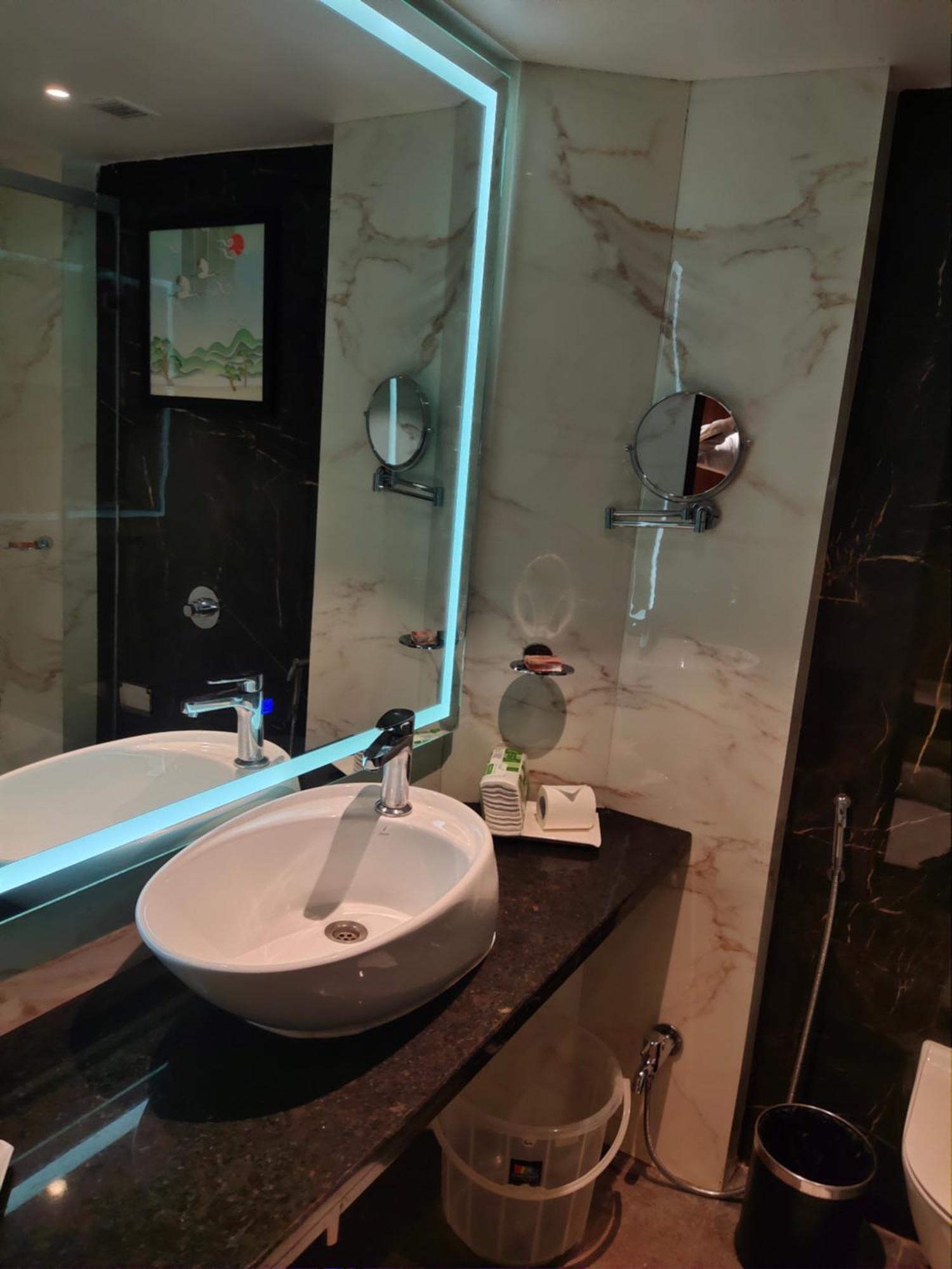 Hotel The Plaza Haydarabad Dış mekan fotoğraf