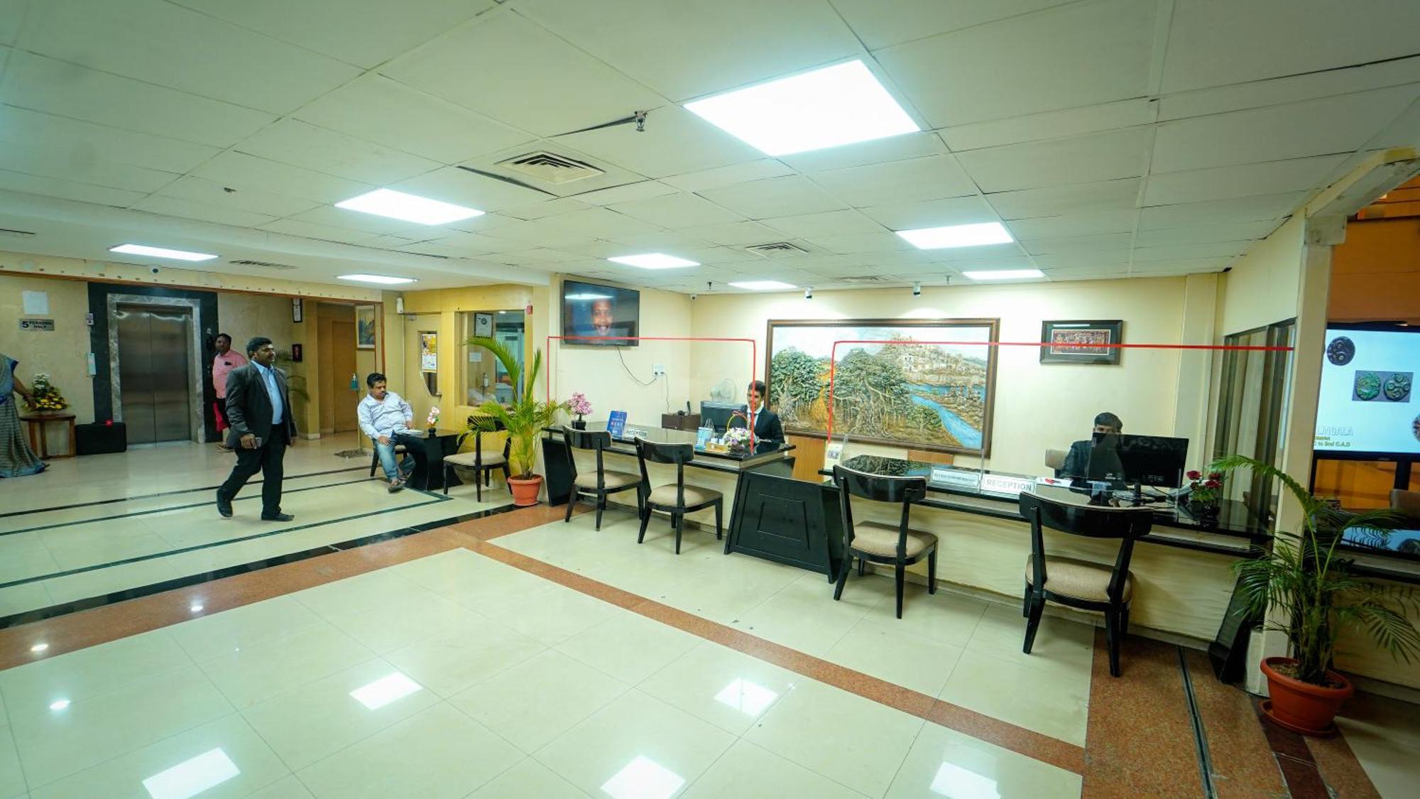 Hotel The Plaza Haydarabad Dış mekan fotoğraf